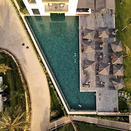 فندق The Norm Collection Door'a