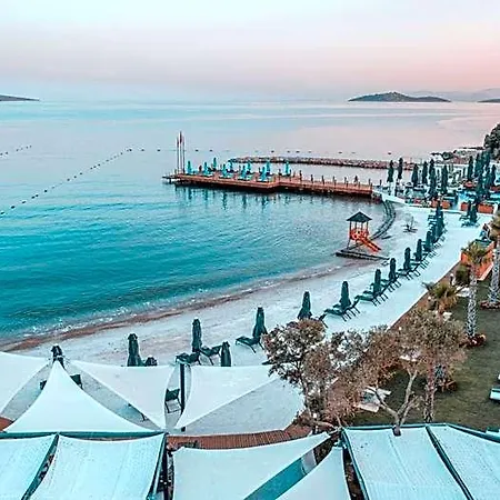 The Norm Collection Door'a Bodrum